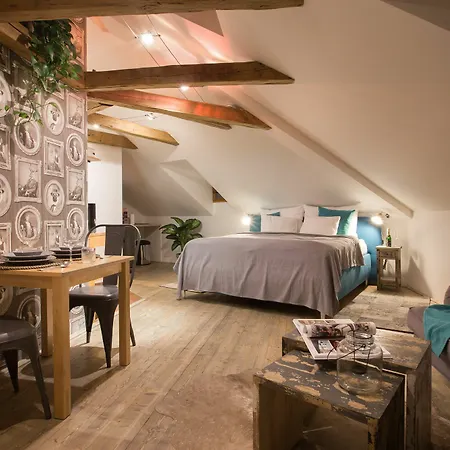 Gigantic Boho Chic 3 Bedroom 3 Bathroom Loft With Hanging Chair Prague Exterior photo