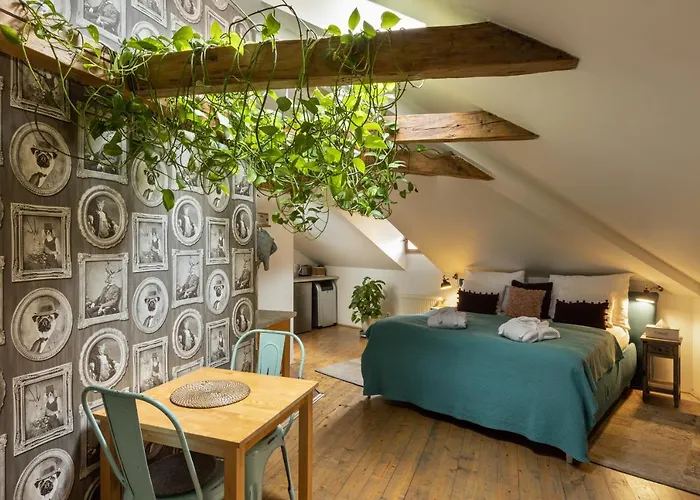 Gigantic Boho Chic 3 Bedroom 3 Bathroom Loft With Hanging Chair