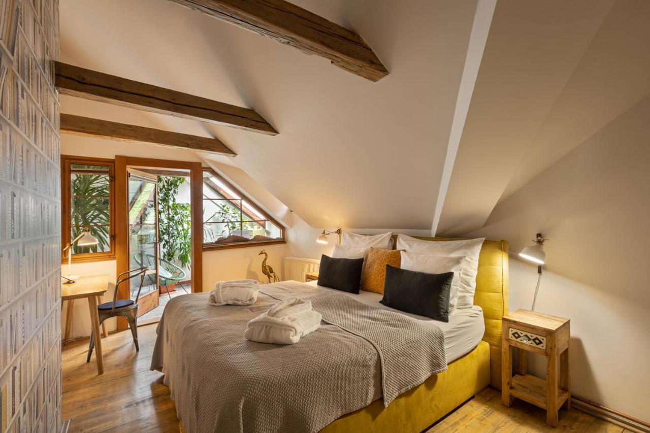 דירה Gigantic Boho Chic 3 Bedroom 3 Bathroom Loft With Hanging Chair *