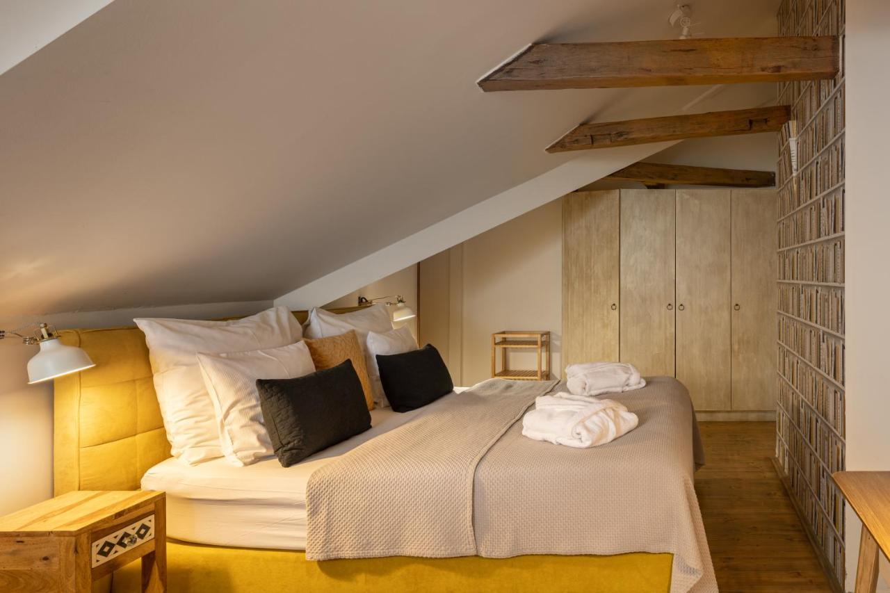 Apartment Gigantic Boho Chic 3 Bedroom 3 Bathroom Loft With Hanging Chair Prague