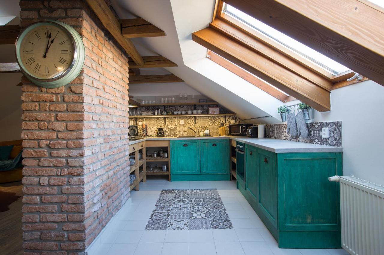 Apartment Gigantic Boho Chic 3 Bedroom 3 Bathroom Loft With Hanging Chair *